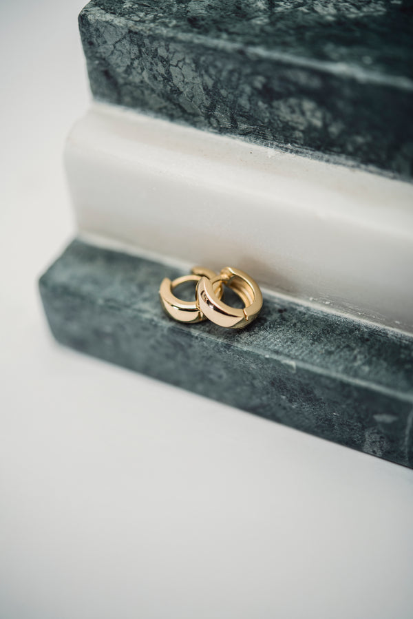 Bold Huggies in Gold